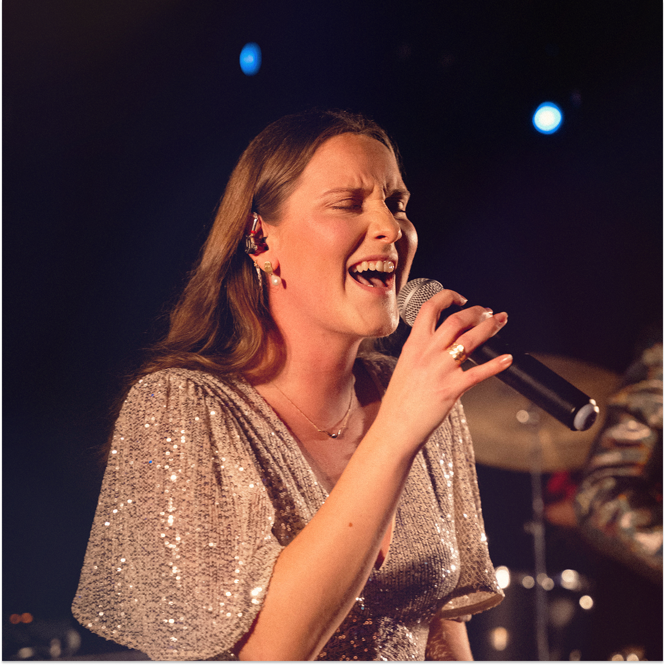 Signe synger